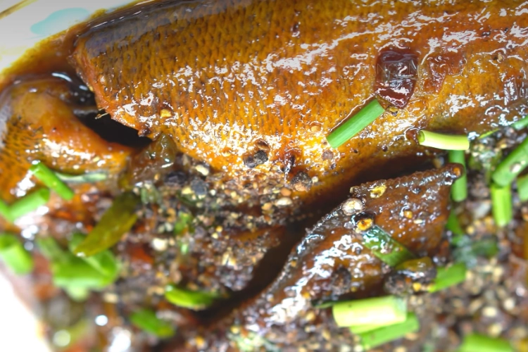Món cá kho quẹt những ngày mưa